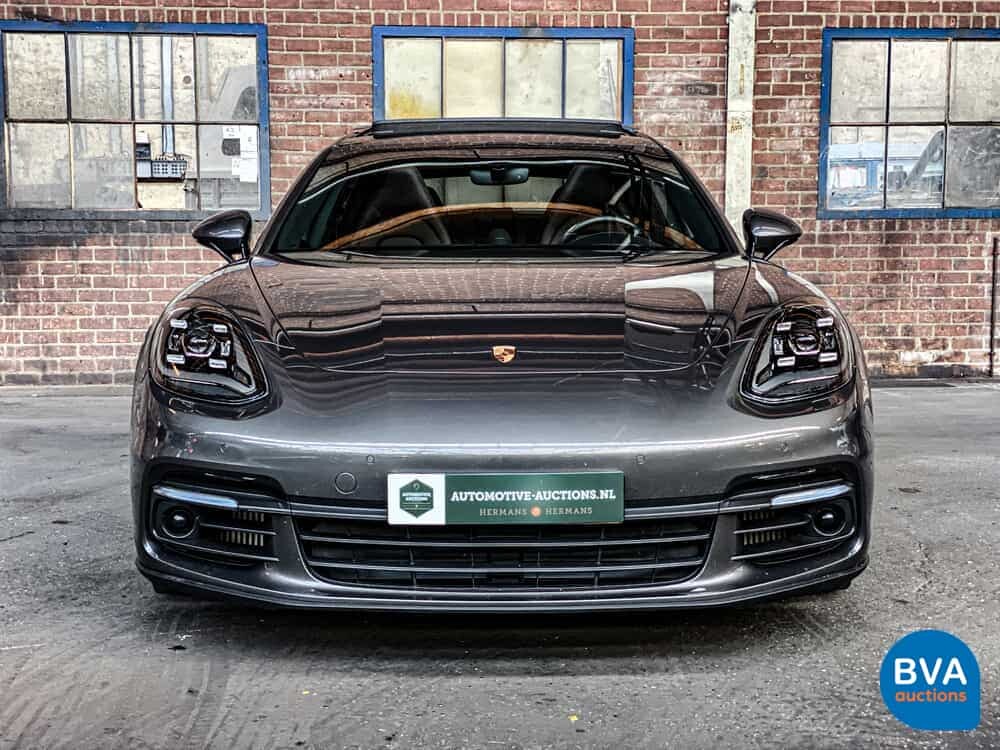 Porsche Panamera Sport Turismo 2.9 4 E-Hybrid 462pk 2018 Sport Chrono Plug-In Hybride, H-318-HT