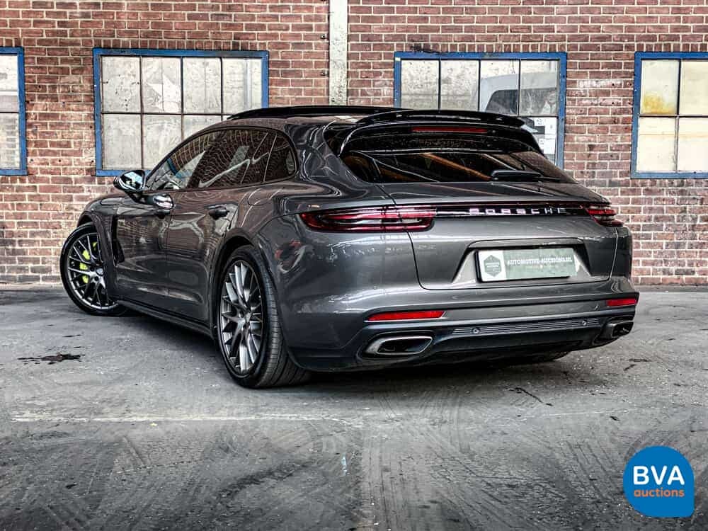 Porsche Panamera Sport Turismo 2.9 4 E-Hybrid 462pk 2018 Sport Chrono Plug-In Hybride, H-318-HT