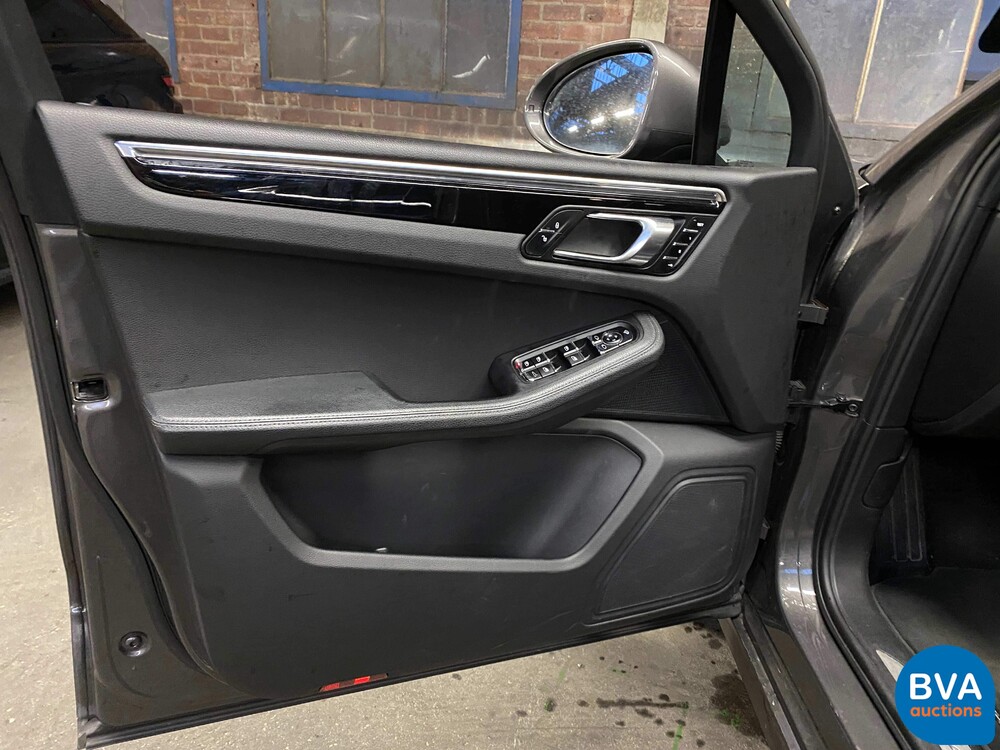 Porsche Macan S 3.0 V6 340pk 2015