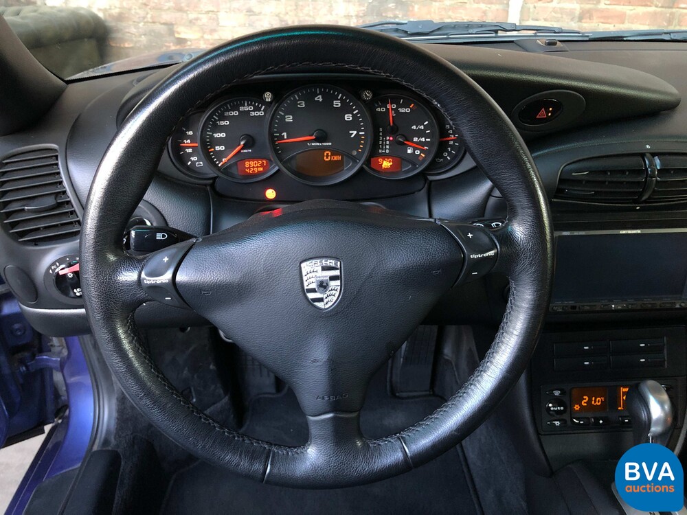 Porsche 911 996 3.4 Carrera 300 PS 2000 -YOUNGTIMER-.