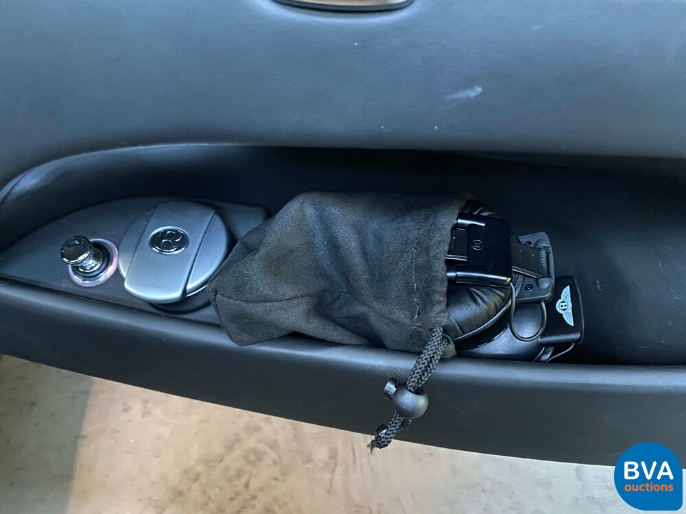 Bentley Flying Spur 6.0 W12 625pk 2013, JP-643-P