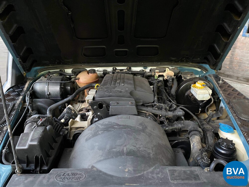 Land Rover Defender Pick-Up FX4 Grijs kenteken 122pk 2015, VHD-72-F