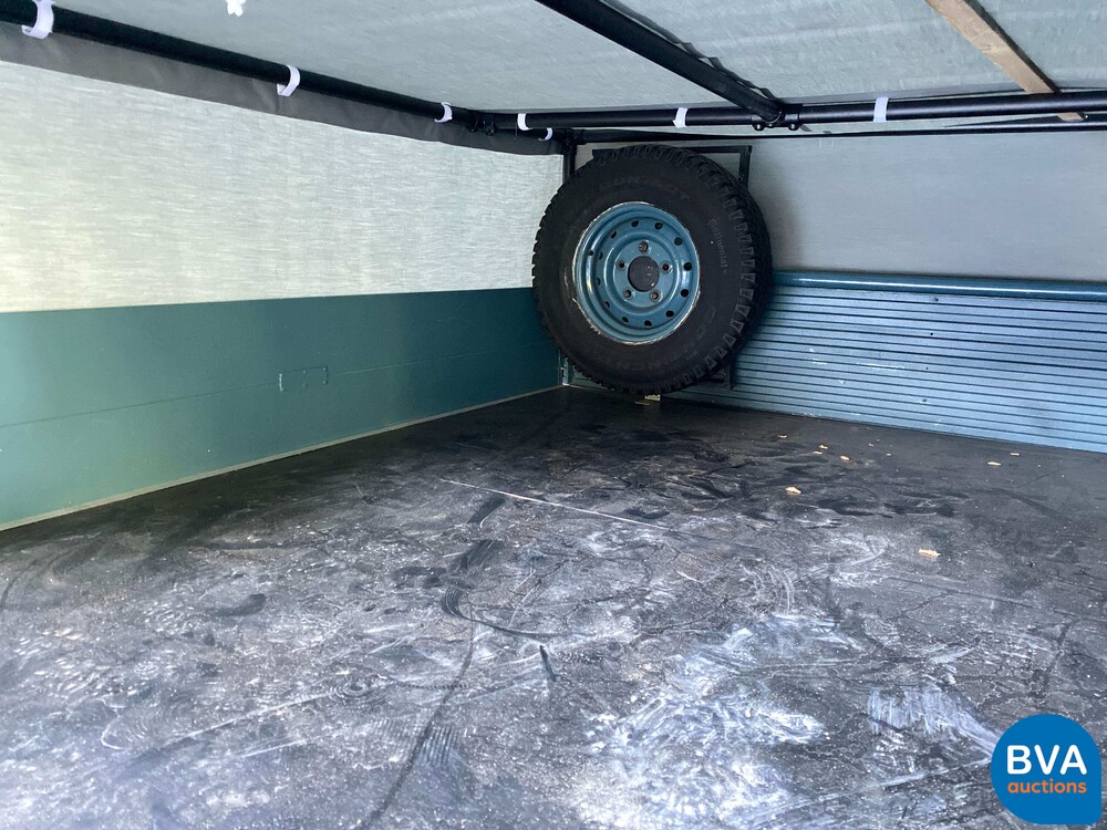 Land Rover Defender Pick-Up FX4 Grijs kenteken 122pk 2015, VHD-72-F