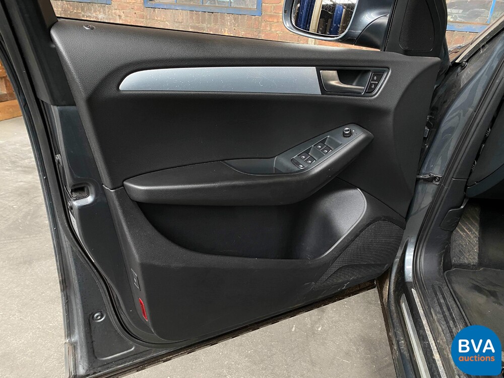 Audi Q5 2.0 TFSI hybrid Quattro Pro line 211pk 2012 -Org. NL-, 32-TXJ-3