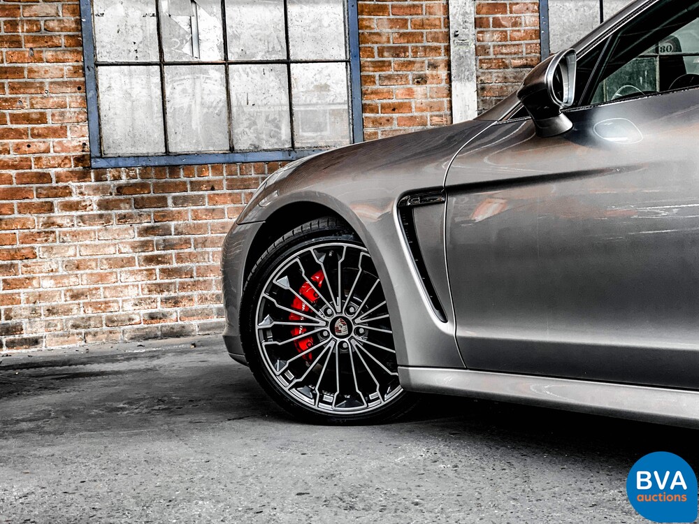 Porsche Panamera 4S 4.8 V8 400pk 2011
