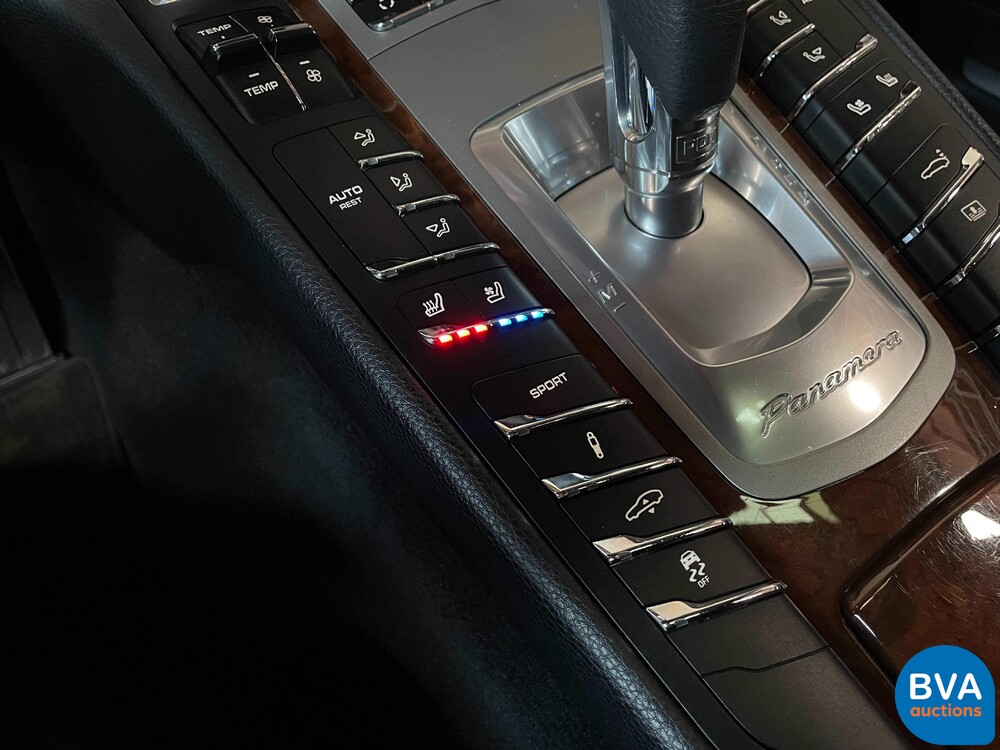 Porsche Panamera 4S 4.8 V8 400pk 2011