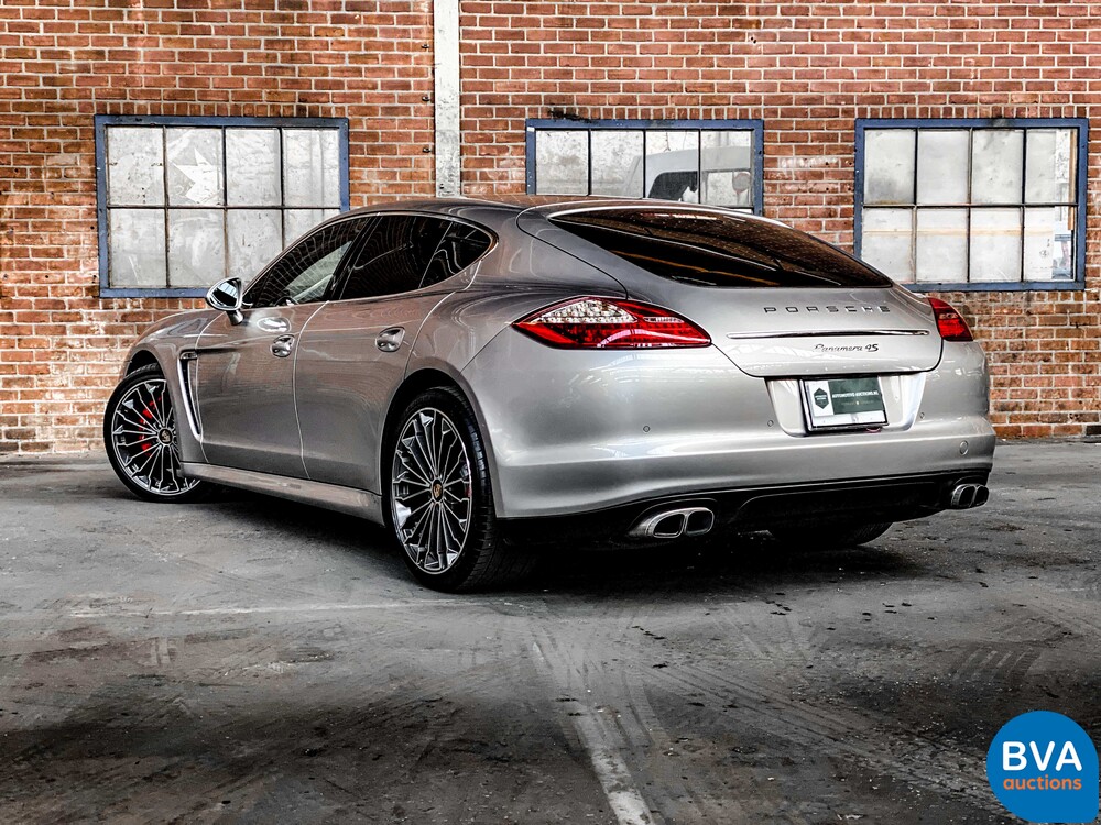 Porsche Panamera 4S 4.8 V8 400pk 2011