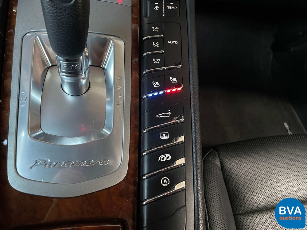 Porsche Panamera 4S 4.8 V8 400pk 2011