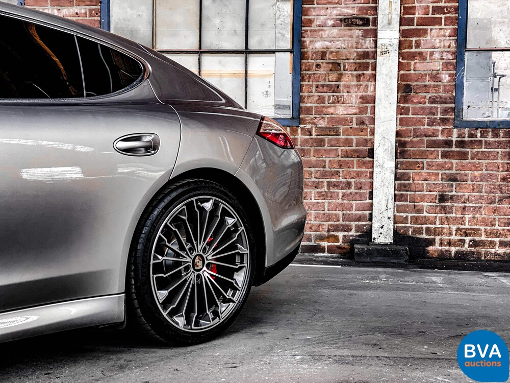 Porsche Panamera 4S 4.8 V8 400pk 2011