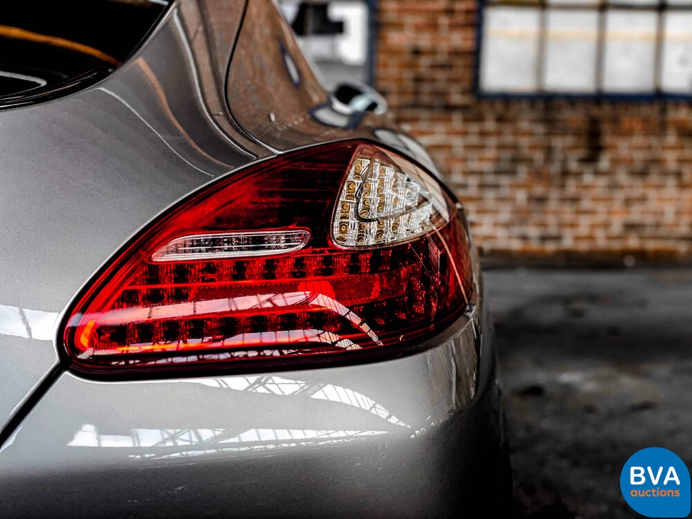 Porsche Panamera 4S 4.8 V8 400pk 2011