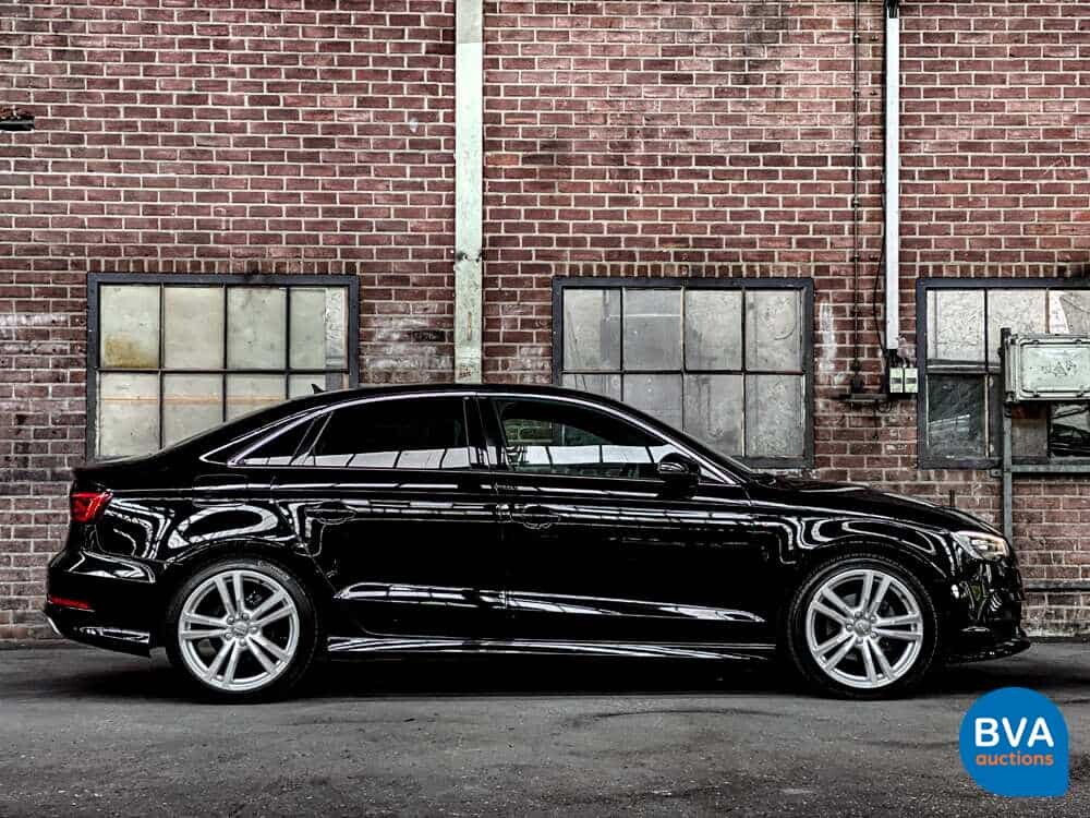 Audi A3 Limousine 1.6 TDI Adrenaline Sport S-line 110pk 2016, -Origineel NL-, JT-348-Z