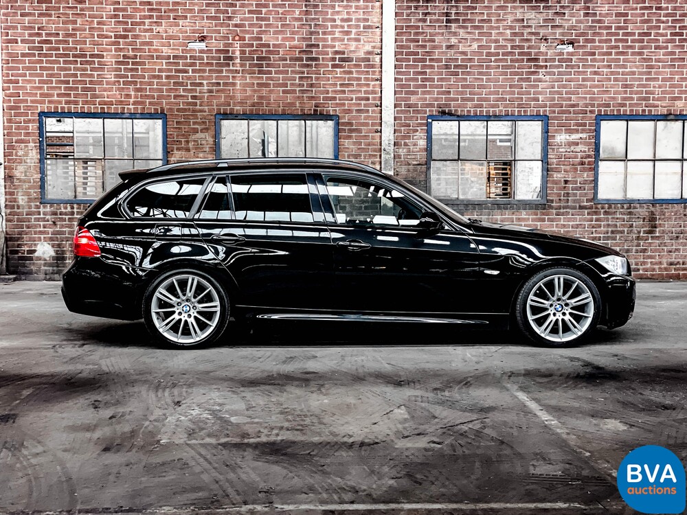 BMW 325i 3.0 Touring 218pk 2008, H-590-LB