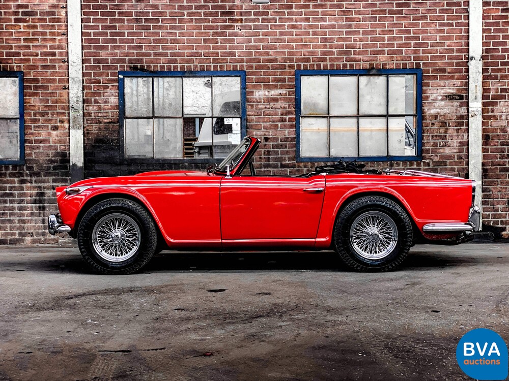 Triumph TR 4 A 2.1A TR4 Cabriolet -Org.NL- 1966, 49-21-BX
