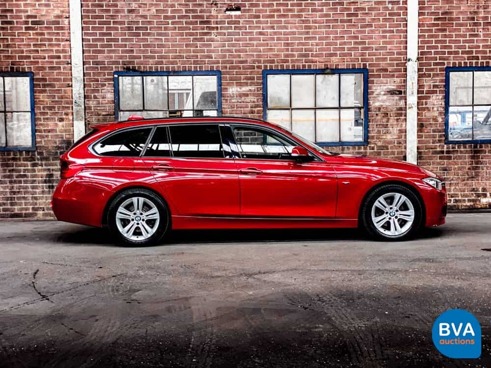 BMW 320D Touring Executive F31 3-Serie 184pk 2013, JD-218-J