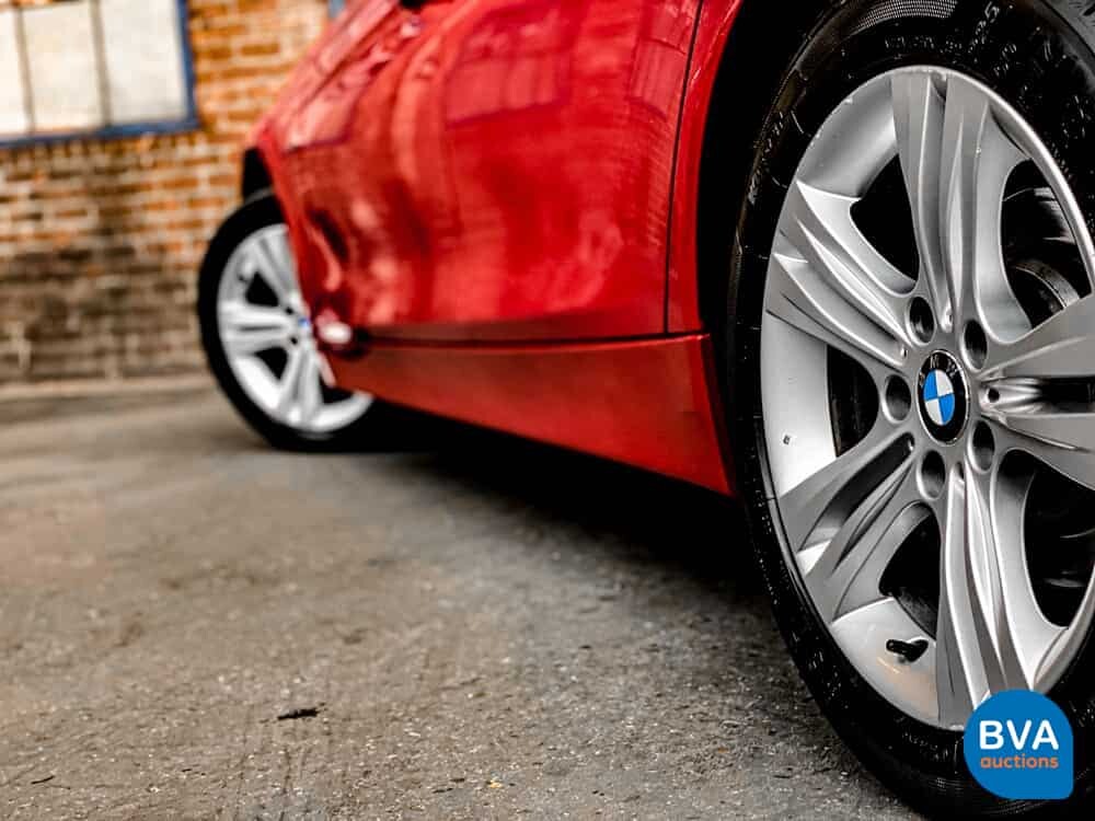 BMW 320D Touring Executive F31 3-Serie 184pk 2013, JD-218-J