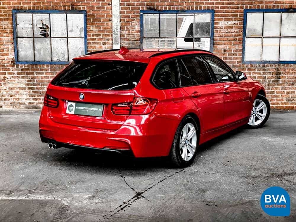 BMW 320D Touring Executive F31 3-Serie 184pk 2013, JD-218-J
