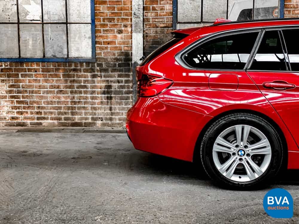 BMW 320D Touring Executive F31 3-Serie 184pk 2013, JD-218-J