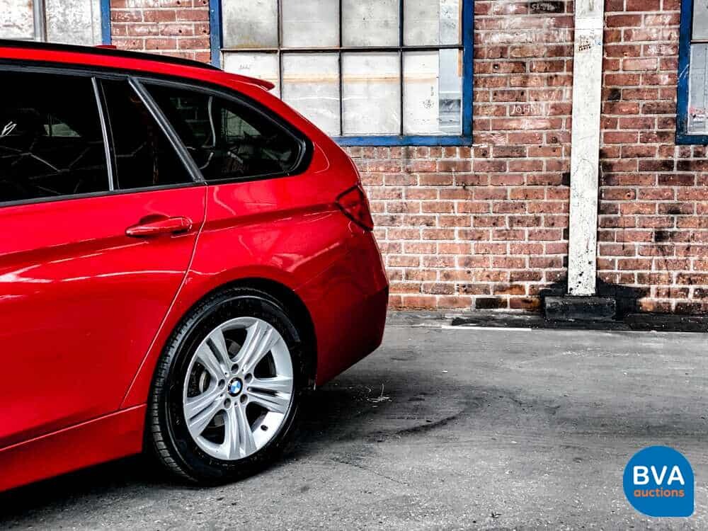 BMW 320D Touring Executive F31 3-Serie 184pk 2013, JD-218-J