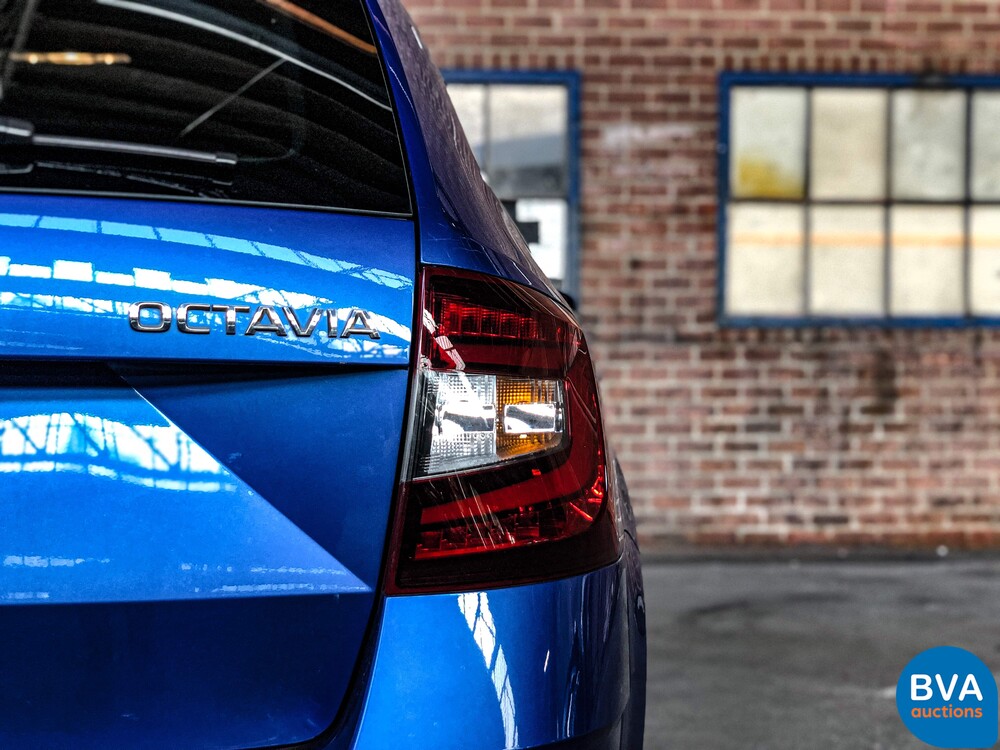 Skoda Octavia Combi 1.6 TDI Greentech Style Business 116pk 2017 -Org NL-, PG-733-H