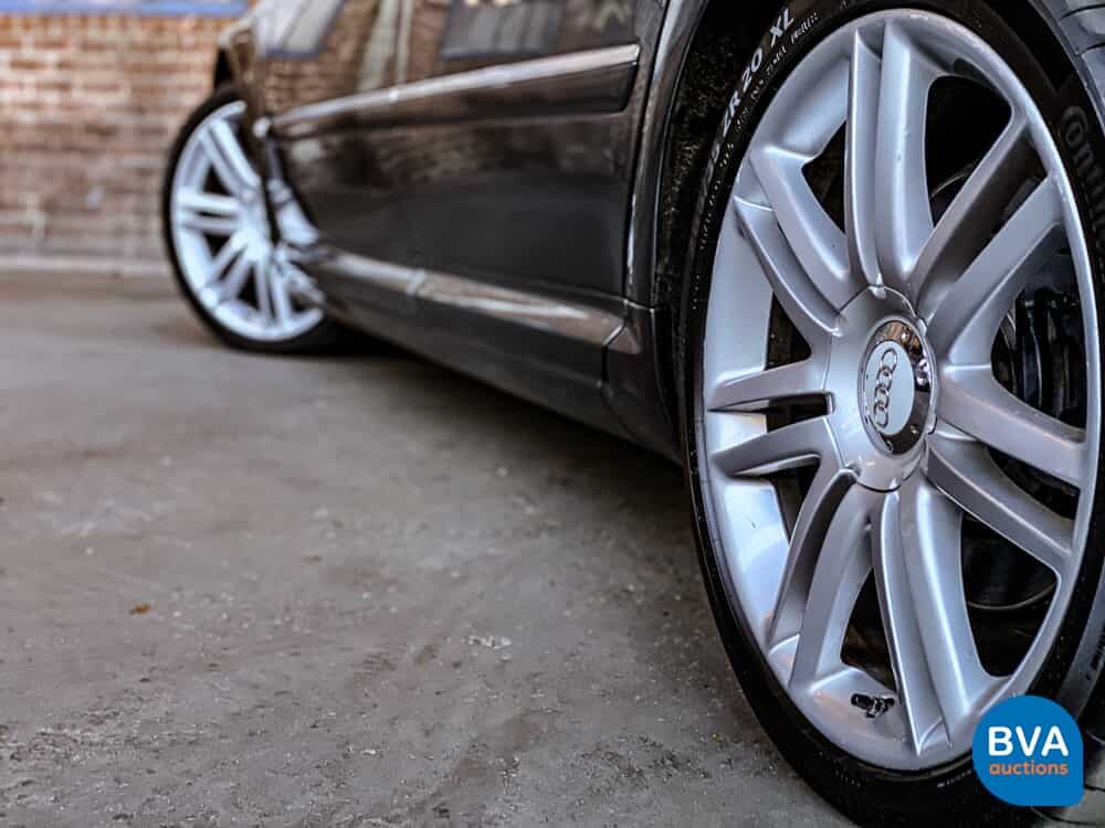 Audi S8 Pro Line 5.2 V10 Quattro 450pk 2006 -Origineel NL-, 84-TK-BG