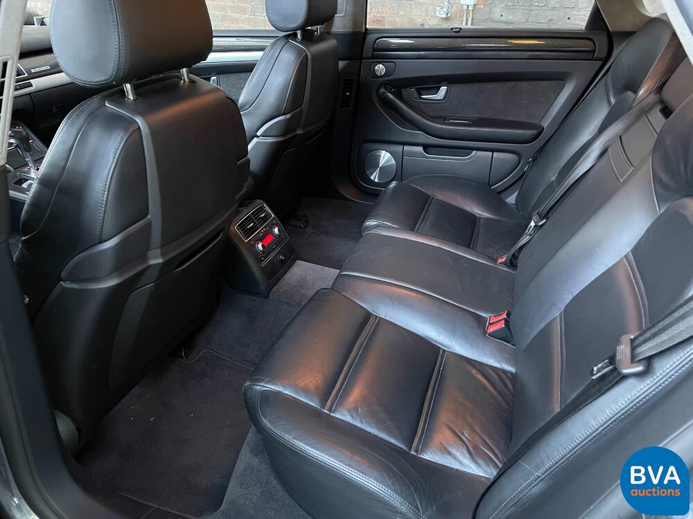 Audi S8 Pro Line 5.2 V10 Quattro 450pk 2006 -Origineel NL-, 84-TK-BG