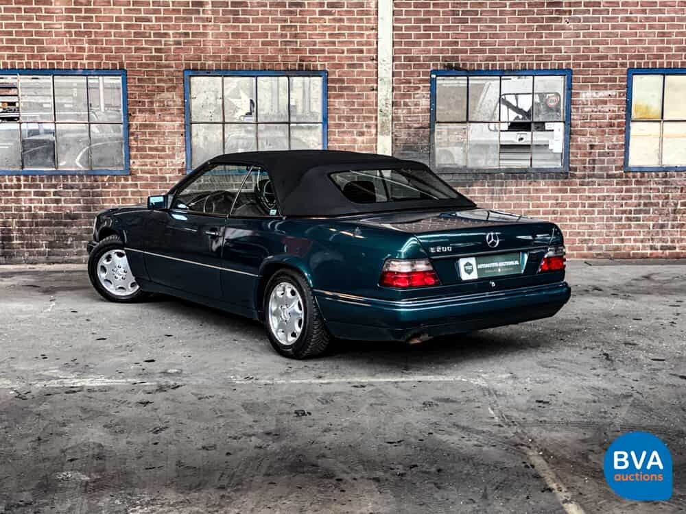 Mercedes-Benz E200 cabriolet W124 C 1995