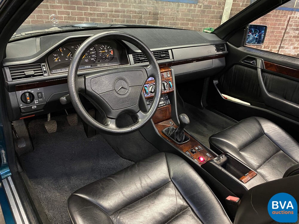 Mercedes-Benz E200 cabriolet W124 C 1995