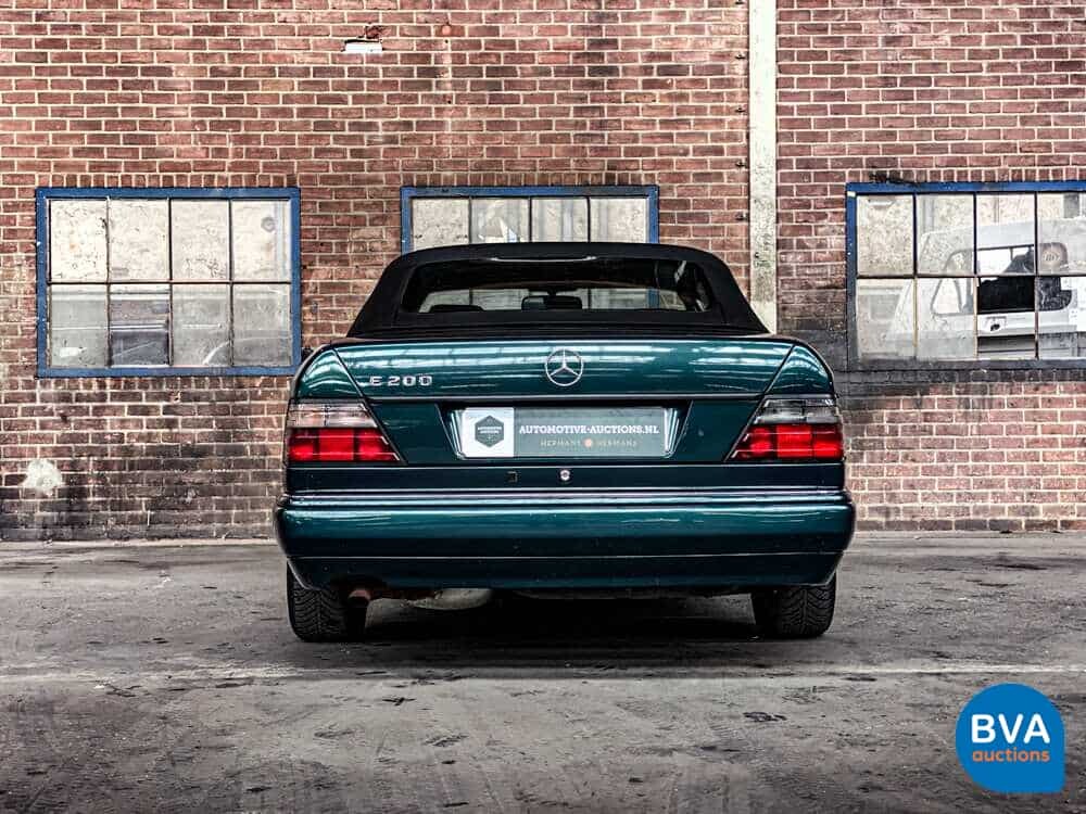 Mercedes-Benz E200 cabriolet W124 C 1995