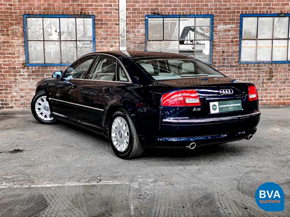 Audi A8 3.7 Quattro Exclusive 280pk 2003, SB-104-T