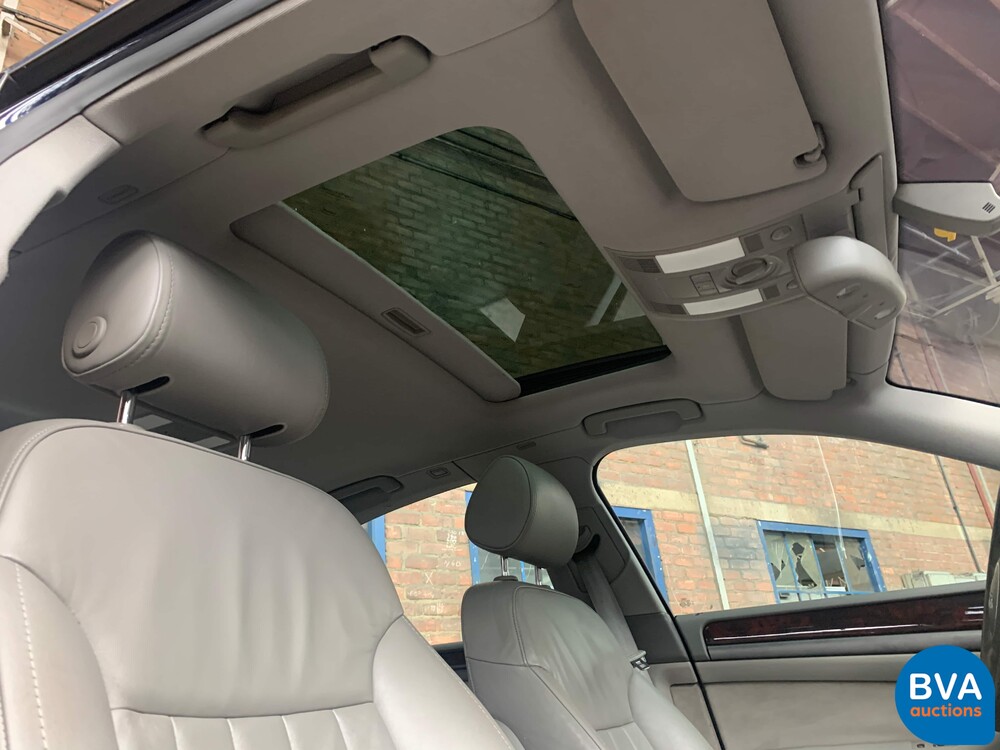 Audi A8 3.7 Quattro Exclusive 280pk 2003, SB-104-T