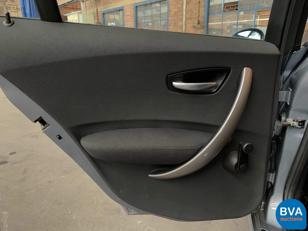 BMW 118i High Executive 1-serie 129pk 2006 -Origineel NL-, 47-SZ-VS