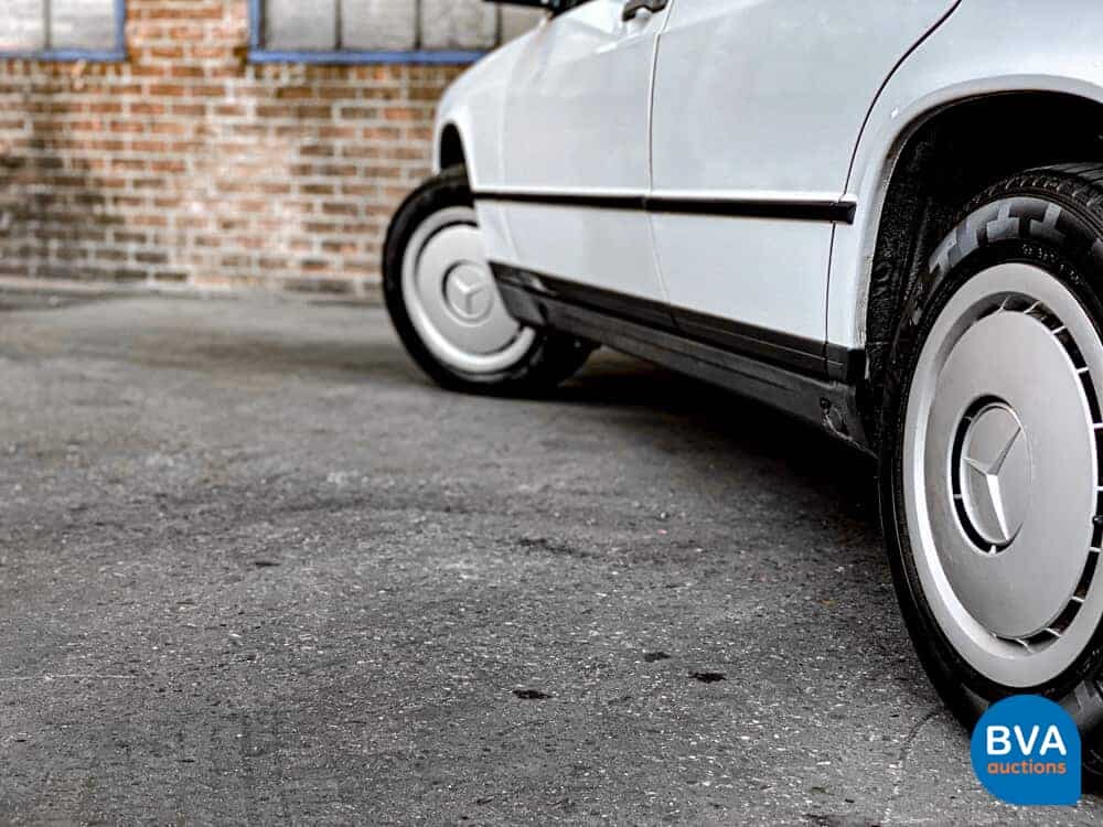 Mercedes-Benz 190E 102pk W201 1986, 13-JHX-2