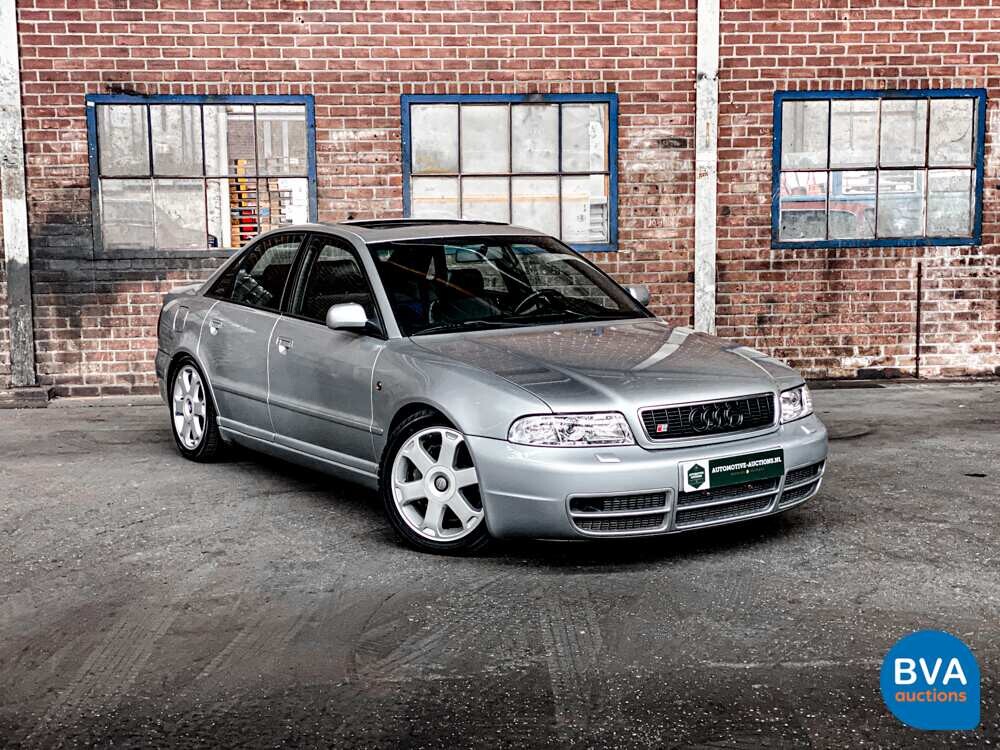 Audi S4 2.7 V6 Quattro Biturbo 265pk 2002