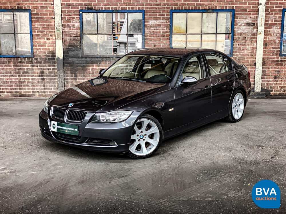 BMW 320i 3-serie Dynamic Executive 150pk 2005 -Origineel NL-, 72-RK-ZG