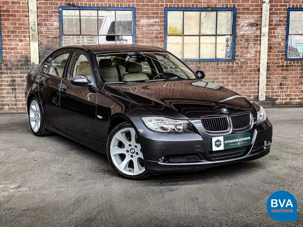 BMW 320i 3-serie Dynamic Executive 150pk 2005 -Origineel NL-, 72-RK-ZG