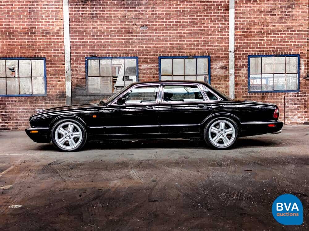Jaguar XJR V8 363pk 1998