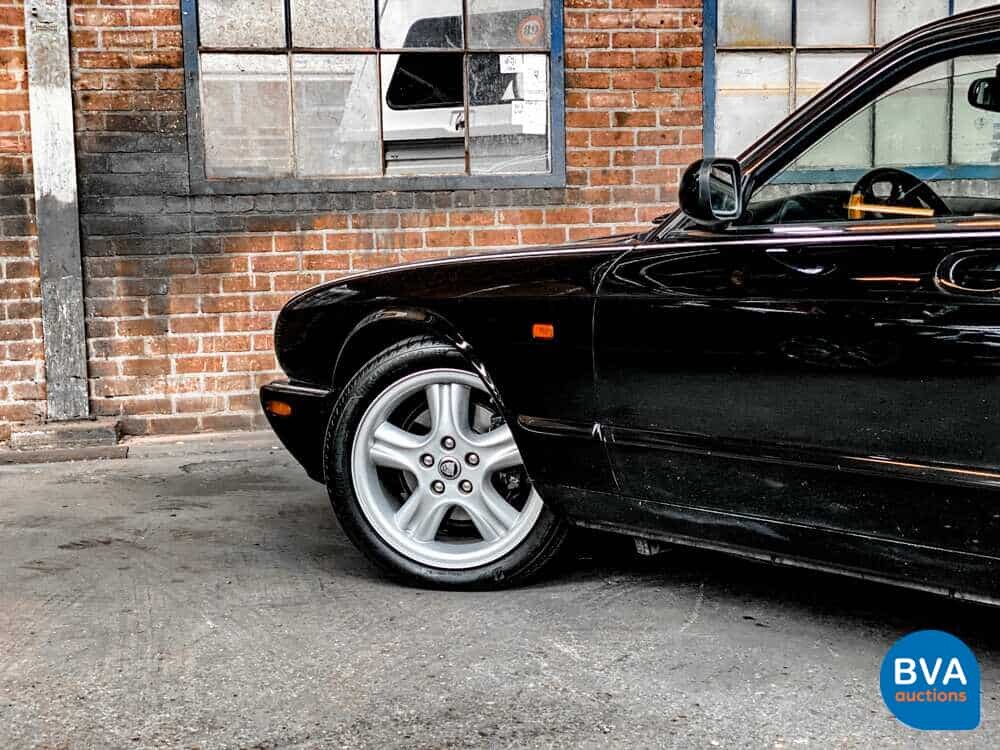 Jaguar XJR V8 363pk 1998