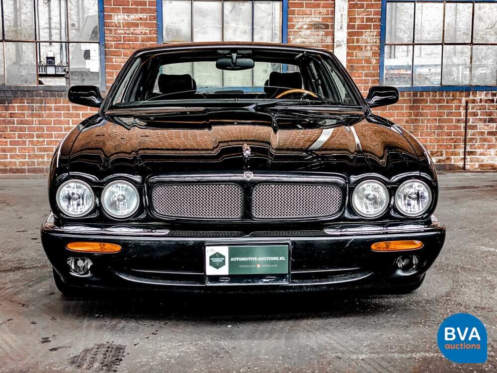 Jaguar XJR V8 363pk 1998