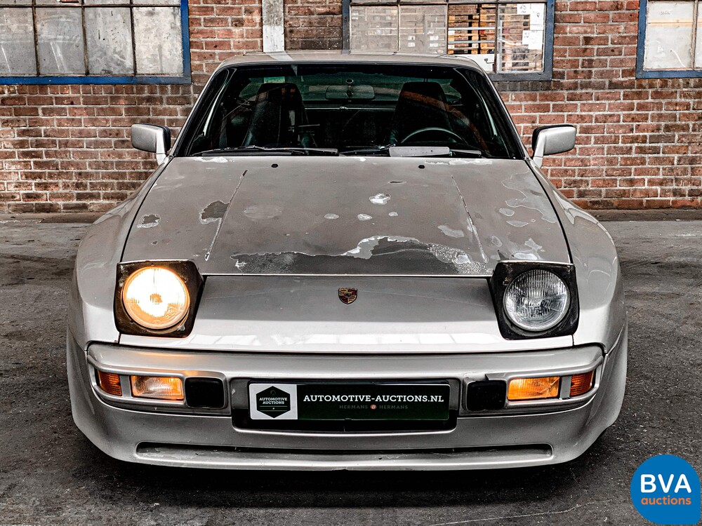 Porsche 944 Coupe Type 2 1985
