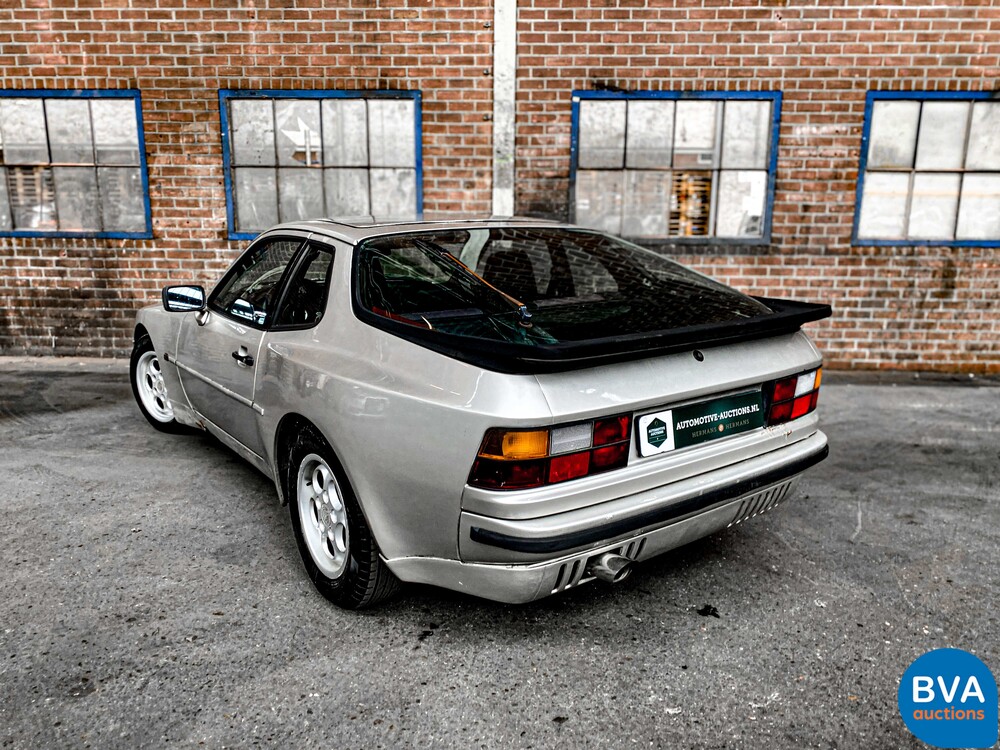 Porsche 944 Coupe Type 2 1985