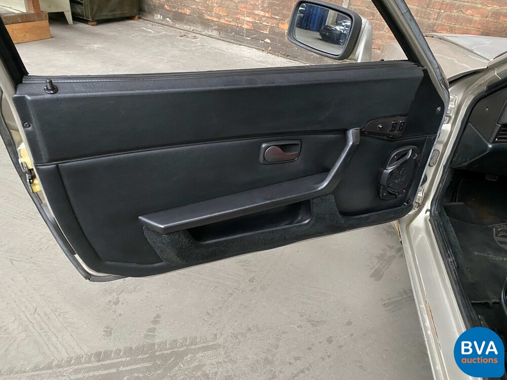 Porsche 944 Coupe Type 2 1985