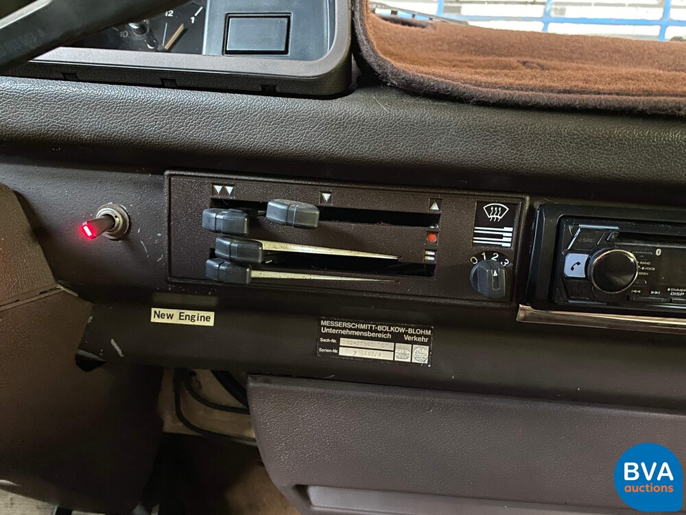 Volkswagen T3 Westfalia Camper Transporter 1982, J-680-JT