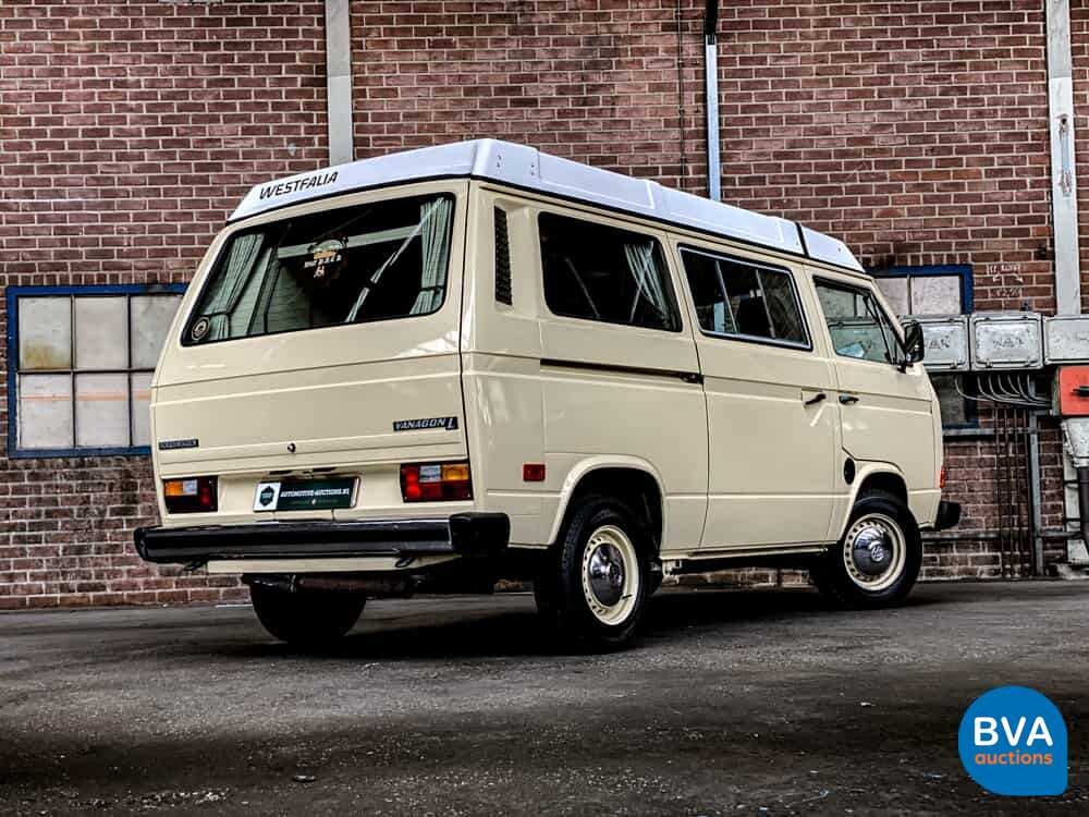 Volkswagen T3 Westfalia Camper Transporter 1982, J-680-JT