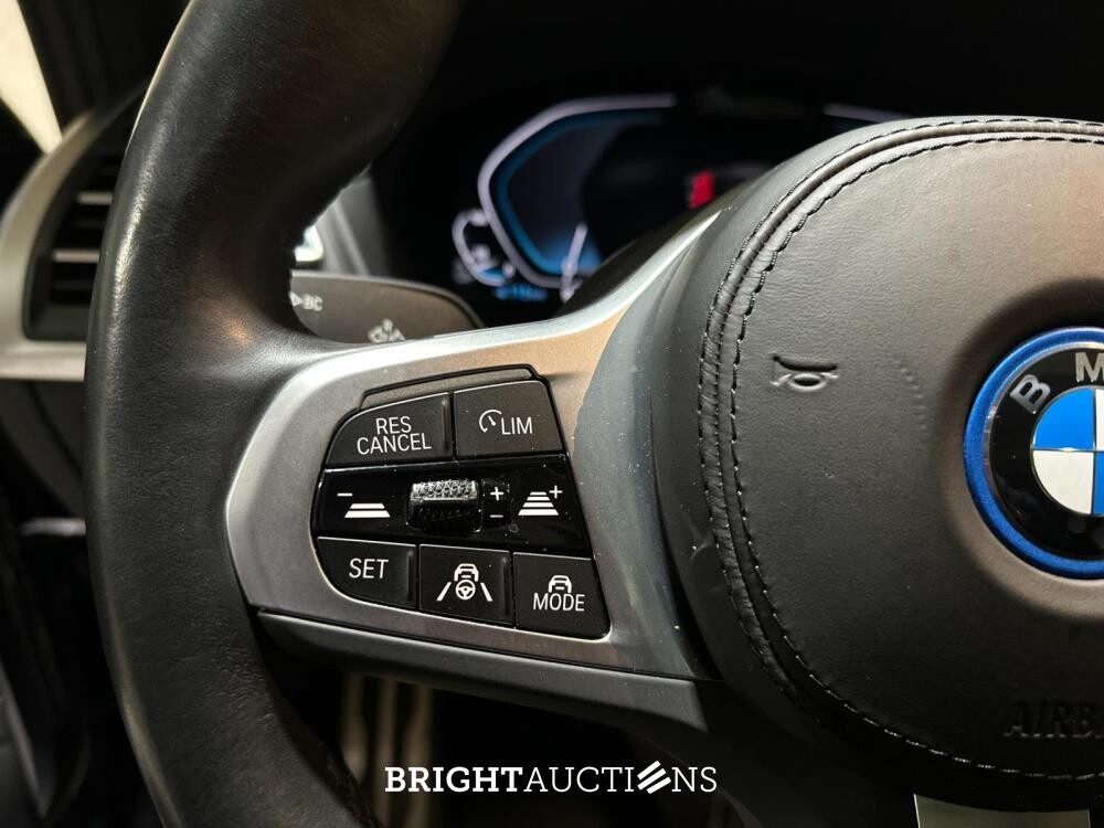 BMW iX3 80kWh Executive T-765-FX 