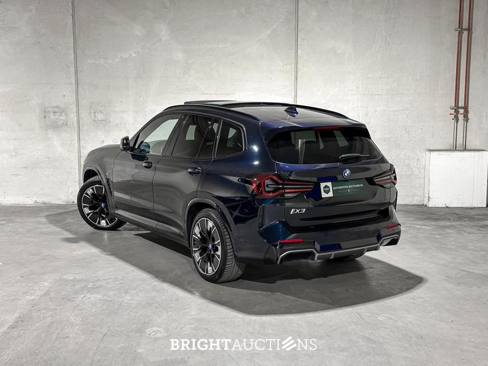 BMW iX3 80kWh Executive T-765-FX 