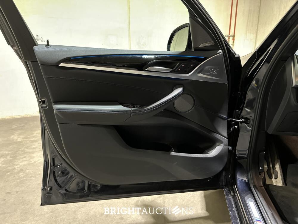 BMW iX3 80kWh Executive T-765-FX 