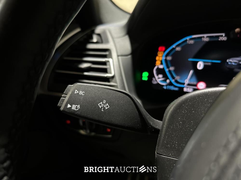 BMW iX3 80kWh Executive T-765-FX 