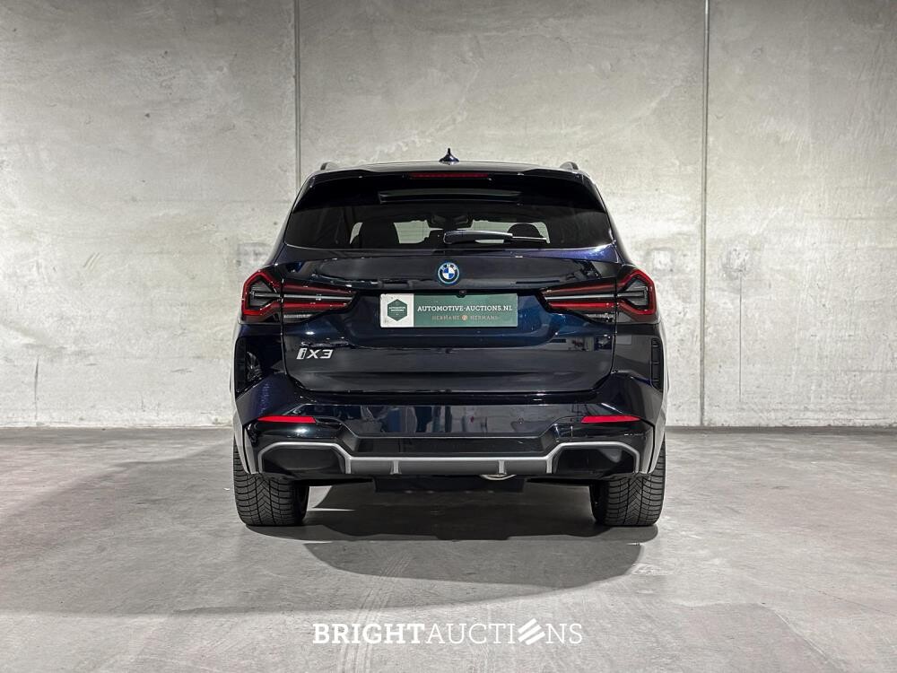 BMW iX3 80kWh Executive T-765-FX 