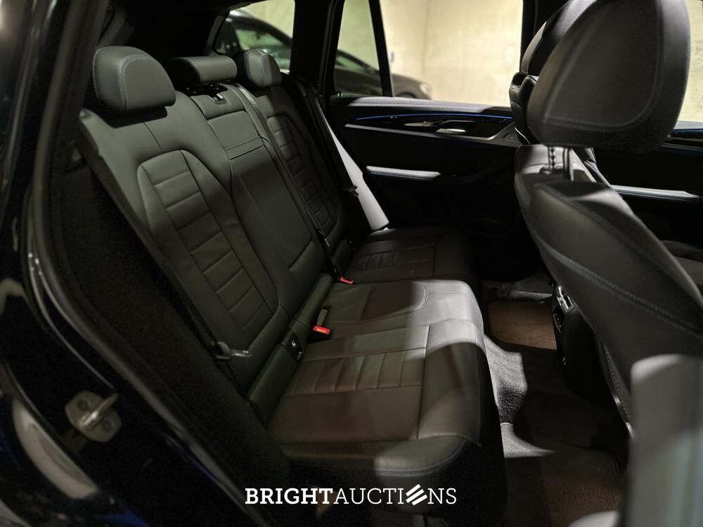 BMW iX3 80kWh Executive T-765-FX 