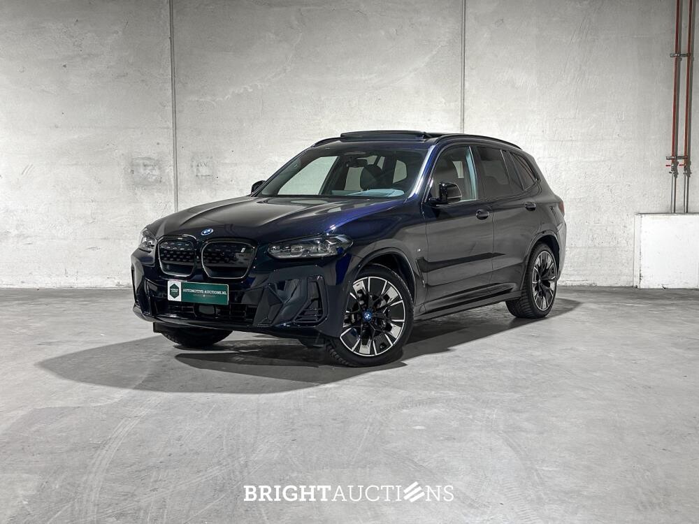 BMW iX3 80kWh Executive T-765-FX 
